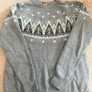 Helly Hansen Gray Winter Women’s Sweater. Size M
